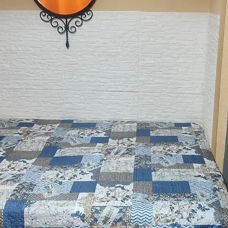 Con Vistas Al Puerto Deportivo Fuentes Apartamento *