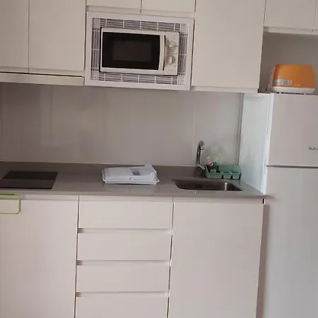 Apartment Con Vistas Al Puerto Deportivo Fuentes *